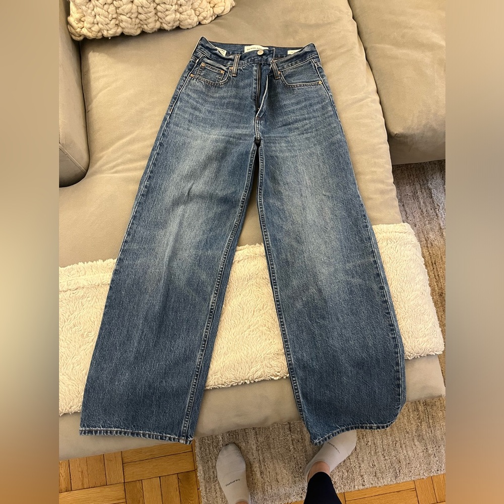 Aritzia denim forum low slung baggy jeans